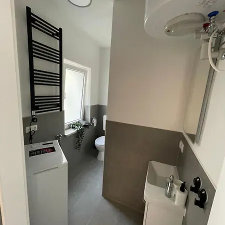 High Moon House In Nienburg With Wifi Grimschleben